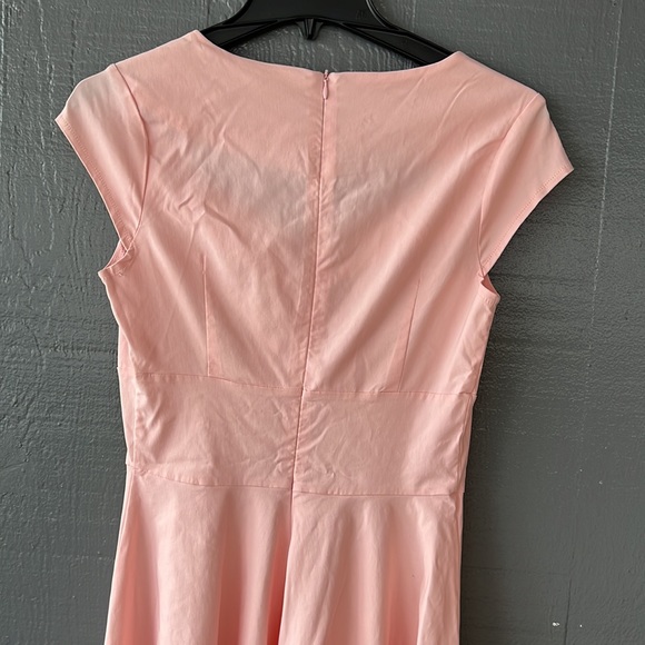 Gown town size small pink dress - stretchable - Picture 7 of 8